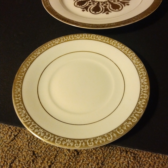 Royal Gold Buffet 3 piece Dish Set - Picture 3 of 8